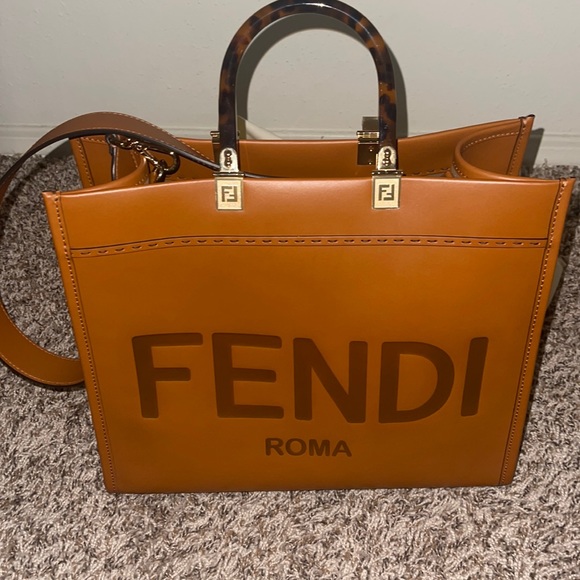 Fendi - Picture 4 of 10
